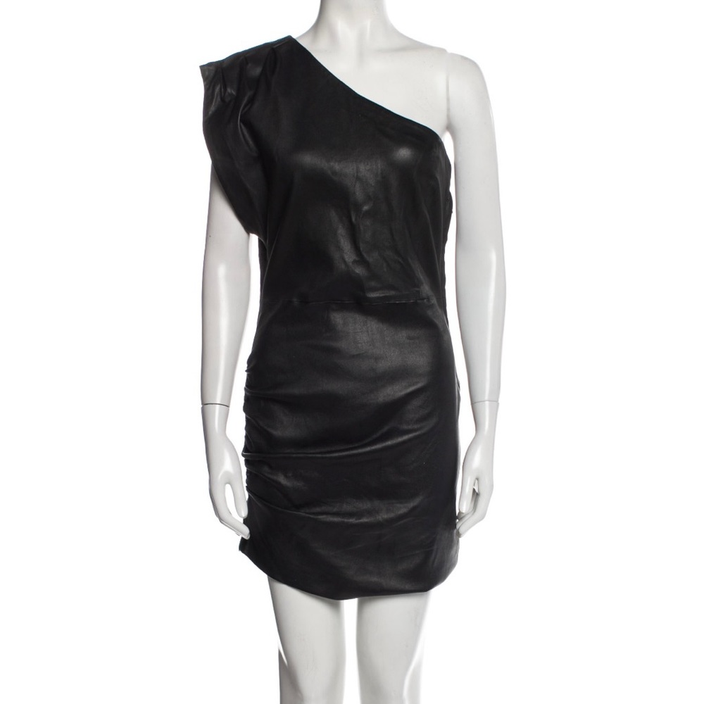 Iro Lamb Leather Dress
•   Black
•   Short Sleeve with One-Shoulder